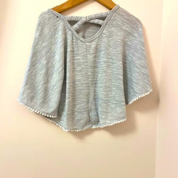 George girls grey Poncho. Size: 6. - Picture 6 of 6